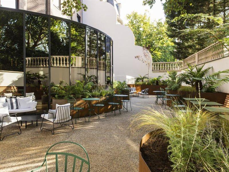 Ibis Brussels Centre Chatelain Иксель Экстерьер фото